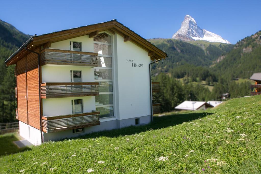 Chalet Herbi Apartamento Zermatt Exterior foto