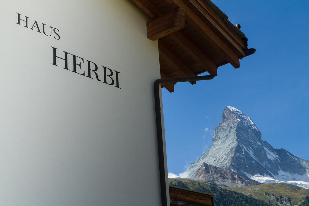 Chalet Herbi Apartamento Zermatt Exterior foto